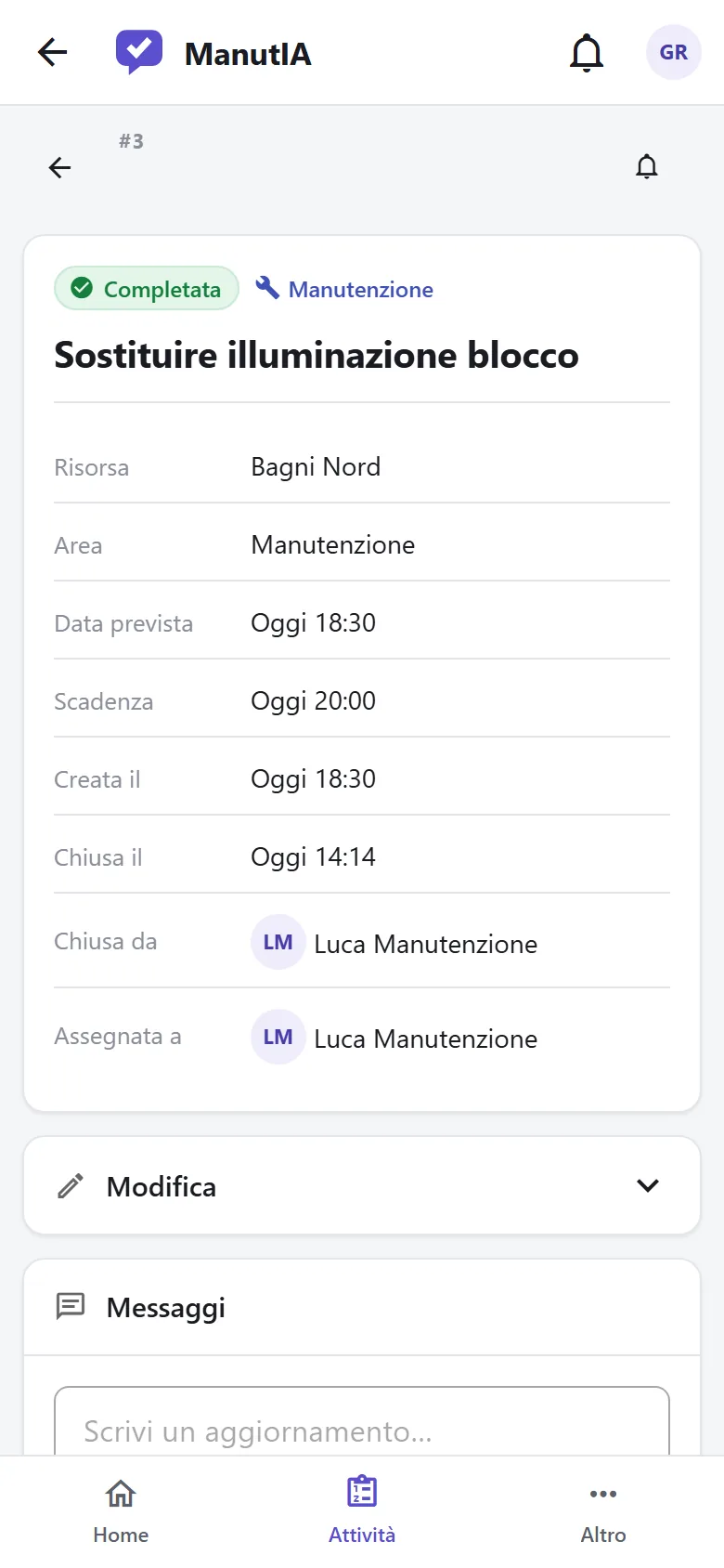 Scheda di un'attività con i suoi campi e i pulsanti di avanzamento, su schermo di telefono